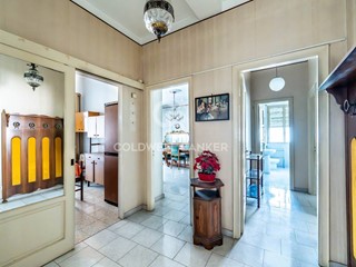 Trilocale in Vendita a Catania, 109'000&euro;, 121 m²
