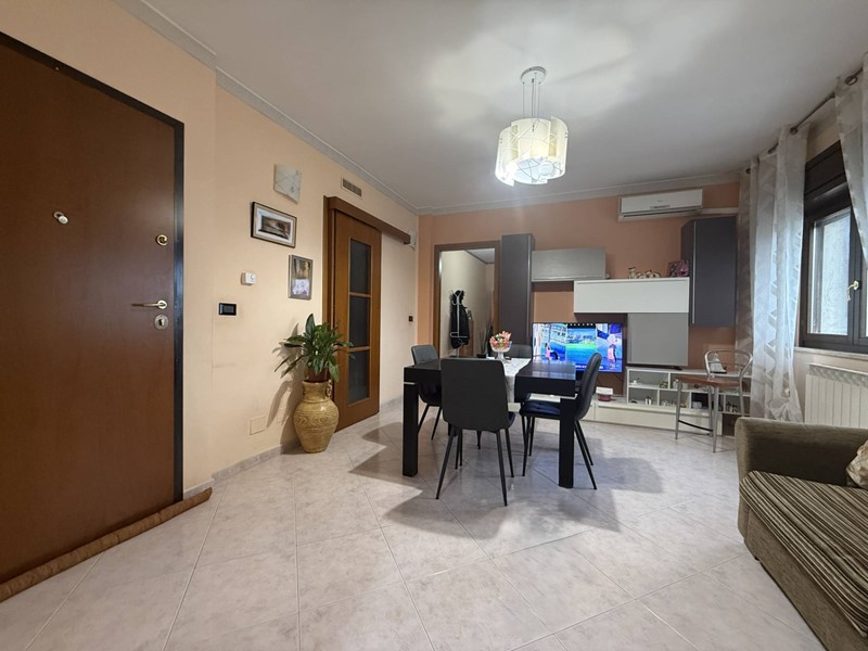 Trilocale in Vendita a Catanzaro, 120'000&euro;, 80 m²