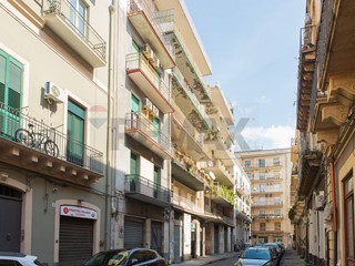 Appartamento in Vendita a Catania, 189'000&euro;, 135 m²