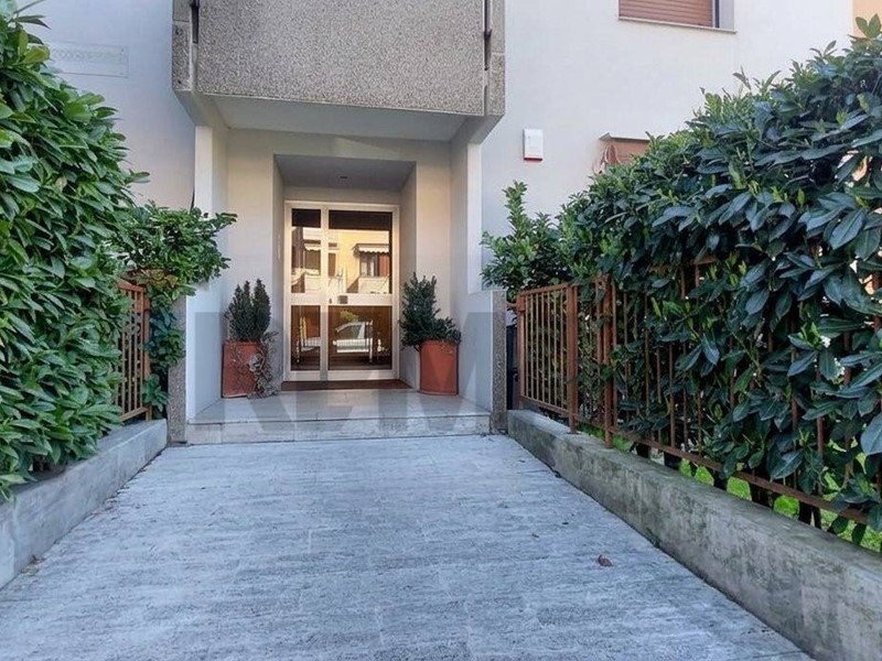 Trilocale in Vendita a Desio, 185'000&euro;, 88 m²