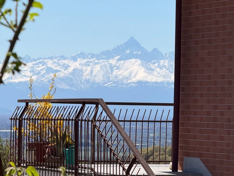Appartamento in Vendita a Moncalieri, 255'000&euro;, 140 m²