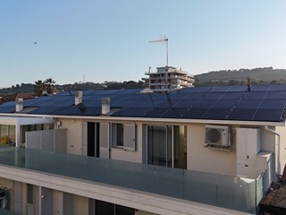 Trilocale in Vendita a Roseto degli Abruzzi, 450'000&euro;, 90 m²