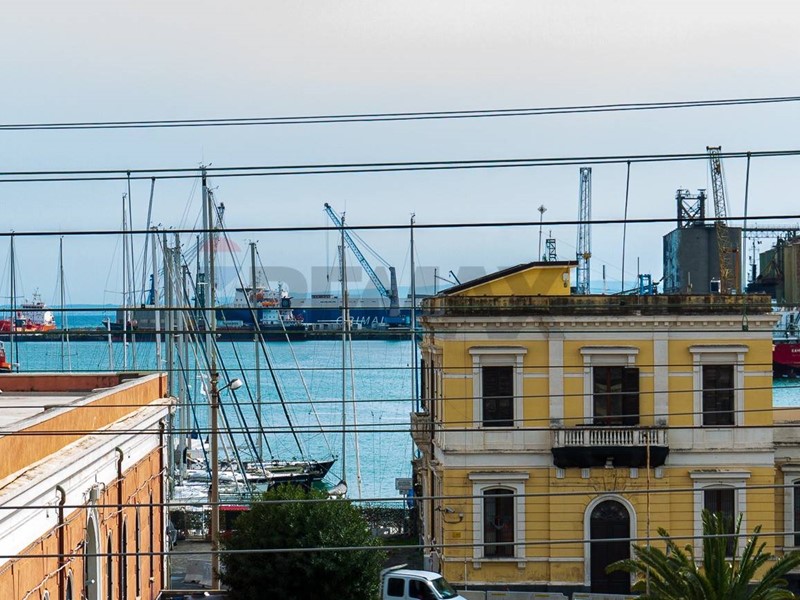 Bilocale in Vendita a Catania, 53'000&euro;, 40 m²