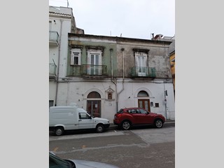 Appartamento in Vendita a Monte Sant'Angelo, 75'000&euro;, 97 m²