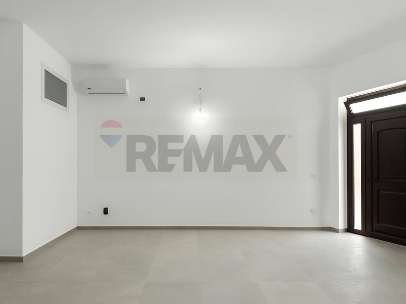 Monolocale in Vendita a Siracusa, 69'000&euro;, 50 m²