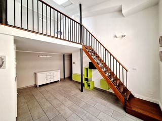 Bilocale in Affitto a Milano, 1'100&euro;, 55 m², arredato