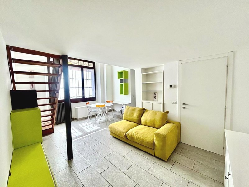 Bilocale in Affitto a Milano, 1'000&euro;, 55 m², arredato