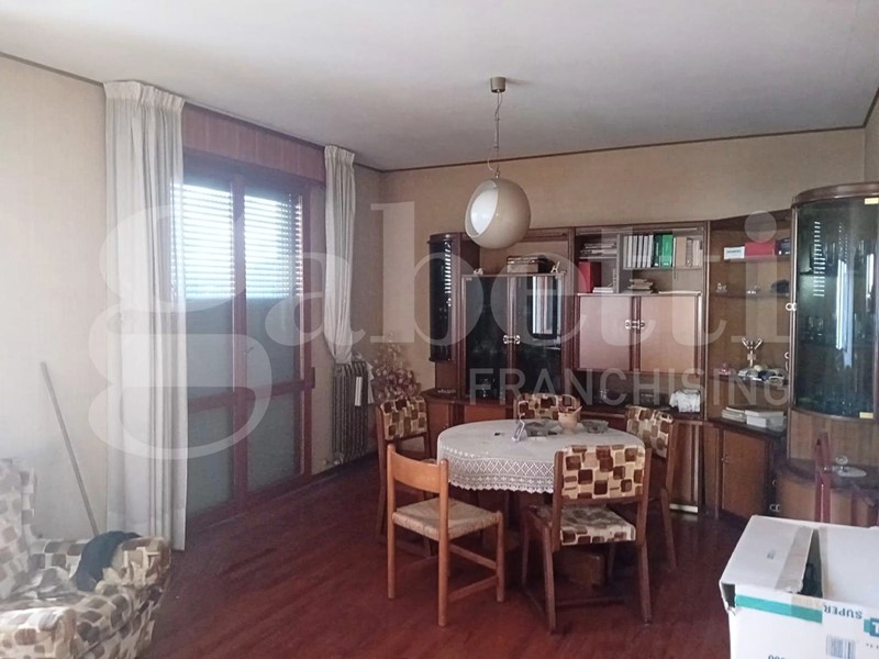 Appartamento in Vendita a Rimini, 350'000&euro;, 130 m², con Box