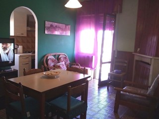 Appartamento in Vendita a Sante Marie, 39'000&euro;, 80 m²