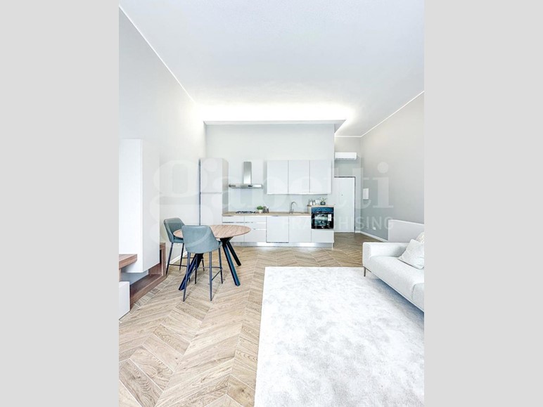 Loft in Vendita a Segrate, 245'000&euro;, 65 m², arredato