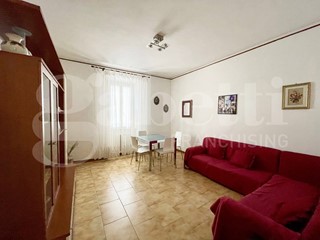 Trilocale in Vendita a Orte, 79'000&euro;, 95 m², arredato