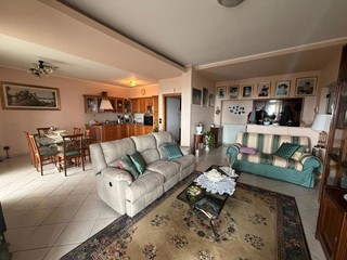 Quadrilocale in Vendita a Tortoreto, 170'000&euro;, 125 m²