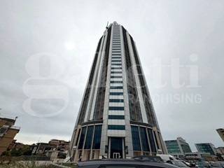 Bilocale in Vendita a Latina, 128'000&euro;, 62 m², arredato