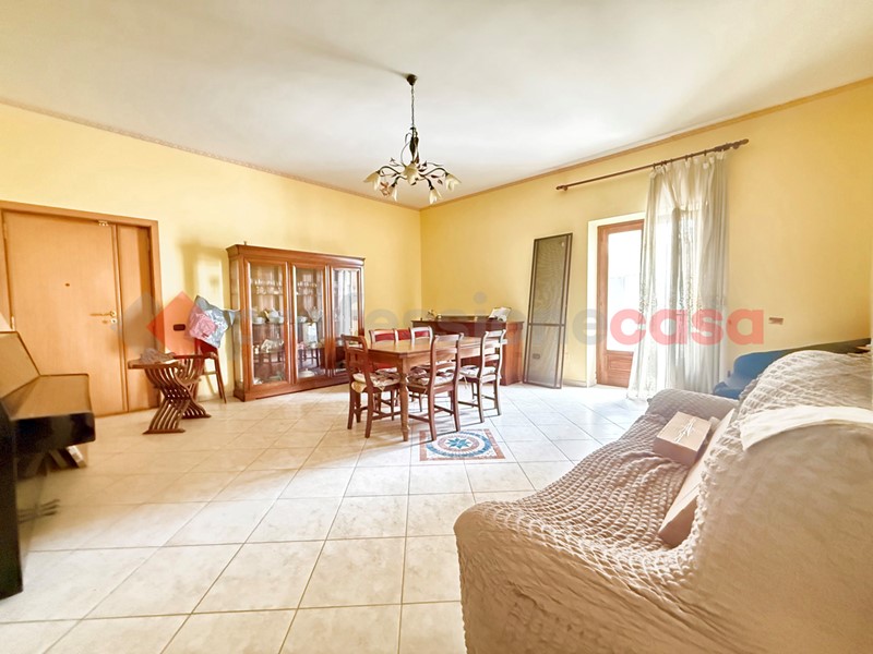 Quadrilocale in Vendita a Acerra, 155'000&euro;, 125 m²