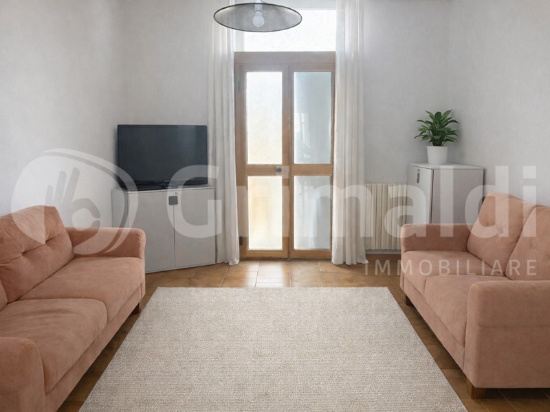 Trilocale in Vendita a Monza, 179'000&euro;, 100 m², arredato