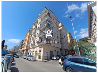 Quadrilocale in Vendita a Salerno, 198'000&euro;, 116 m²