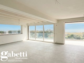 Attico in Vendita a Torrenova, 145 m²