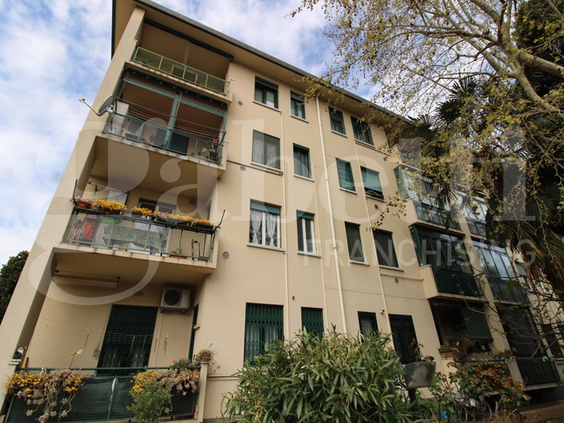 Trilocale in Vendita a Milano, 290'000&euro;, 84 m²