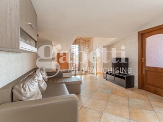 Trilocale in Vendita a Qualiano, 115'000&euro;, 60 m², con Box