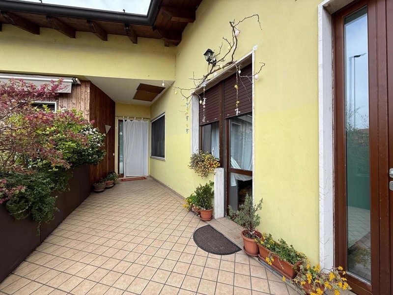 Trilocale in Vendita a Chiari, 180'000&euro;, 110 m², con Box