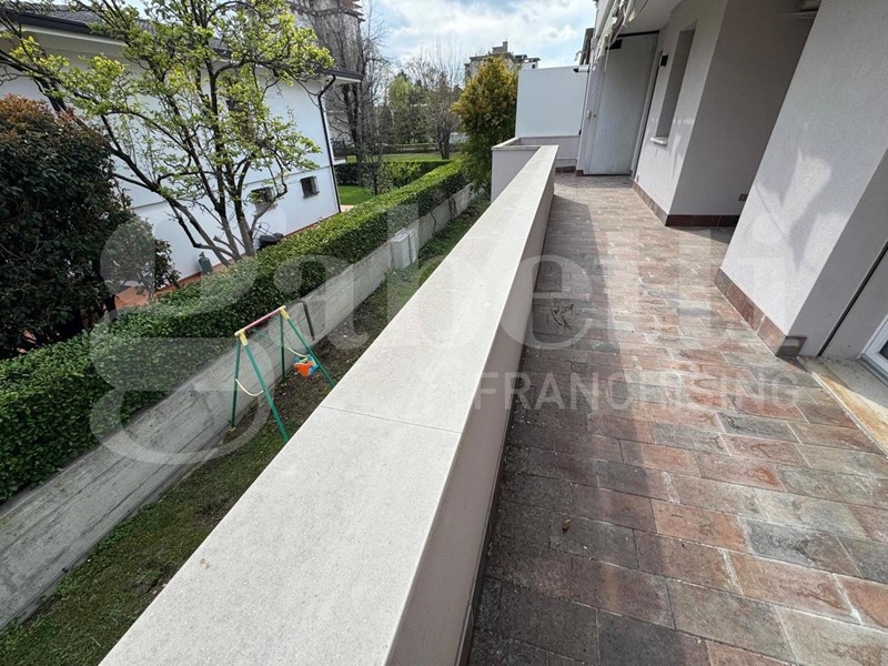 Quadrilocale in Vendita a Castelfranco Veneto, 450'000&euro;, 185 m², con Box