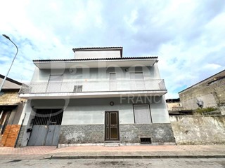 Appartamento in Vendita a Arzano, 230'000&euro;, 198 m²