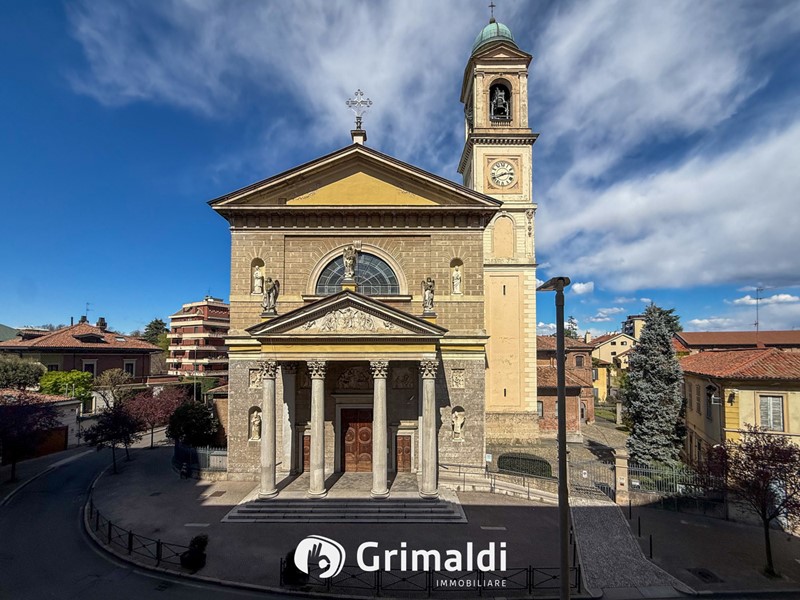 Quadrilocale in Vendita a Monza, 330'000&euro;, 111 m²