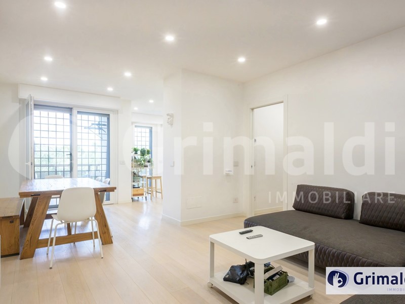 Trilocale in Vendita a Roma, 395'000&euro;, 100 m²