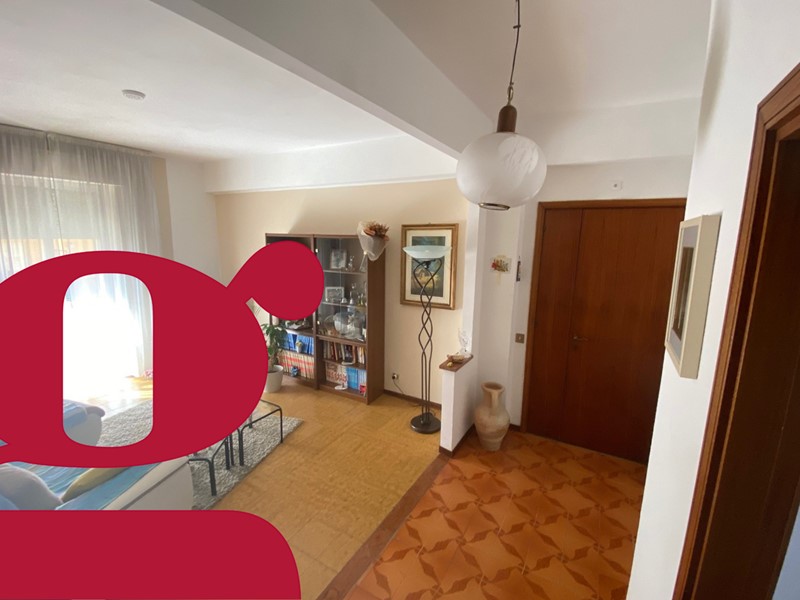 Trilocale in Vendita a Castelfidardo, 120'000&euro;, 100 m²