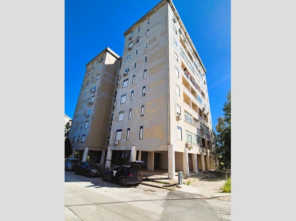 Appartamento in Vendita a Agrigento, 45'000&euro;, 138 m²