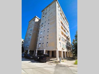 Appartamento in Vendita a Agrigento, 45'000&euro;, 138 m²