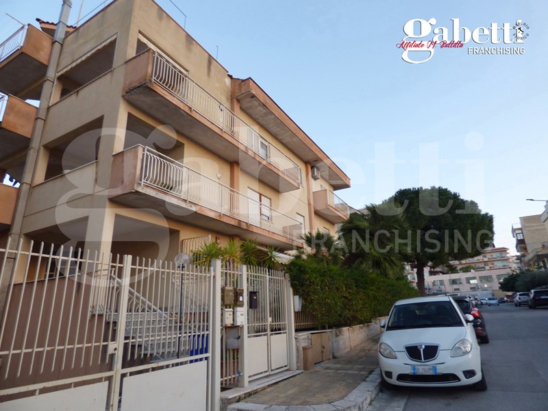 Appartamento in Vendita a Bagheria, 147'000&euro;, 153 m²