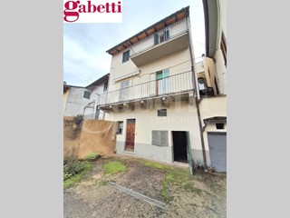 Appartamento in Vendita a Poggibonsi, 90'000&euro;, 90 m²