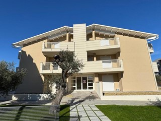 Quadrilocale in Vendita a Tortoreto, 272'000&euro;, 144 m²