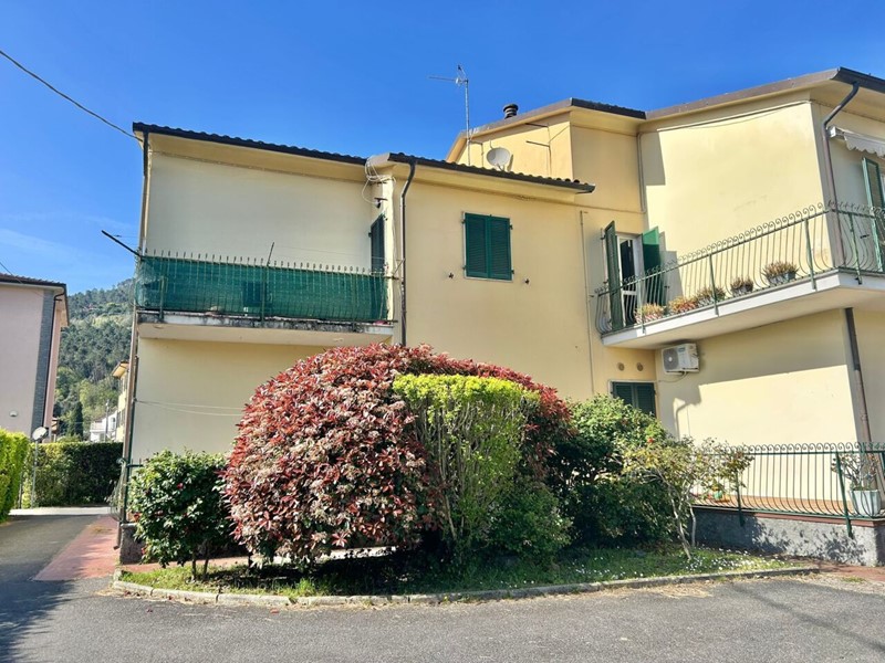 Quadrilocale in Vendita a Ameglia, zona Bocca di Magra, 195'000&euro;, 91 m²