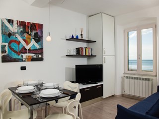 Quadrilocale in Affitto a Sestri Levante, zona Riva Trigoso, 1'000&euro;, 60 m², arredato