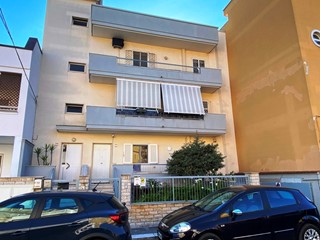 Quadrilocale in Vendita a Casamassima, 178'000&euro;, 130 m², con Box