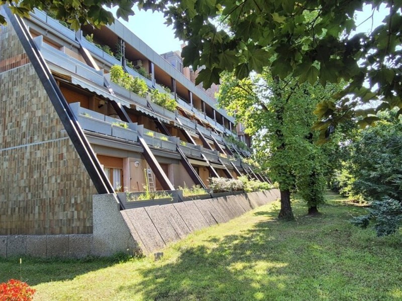 Appartamento in Vendita a Modena, zona Centro cittÃ, 230'000&euro;, 133 m², arredato, con Box