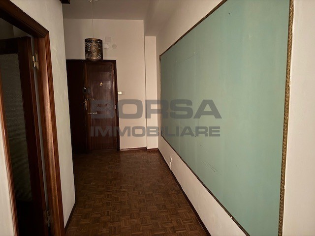 Appartamento in Vendita a Livorno, 240'000&euro;, 132 m²