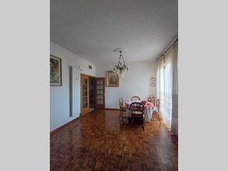 Appartamento in Vendita a Albenga, 310'000&euro;, 141 m²