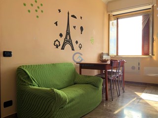 Bilocale in Affitto a Catanzaro, zona Catanzaro Centro, 450&euro;, 80 m², arredato
