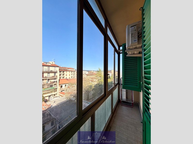 Quadrilocale in Affitto a Firenze, zona San Jacopino, 1'300&euro;, 70 m²
