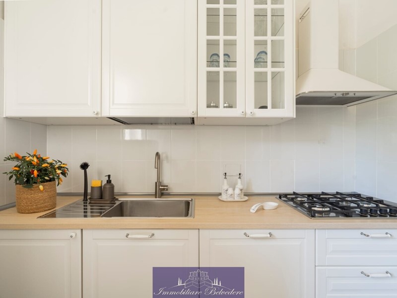 Appartamento in Affitto a Firenze, zona Duomo, 2'200&euro;, 100 m², arredato