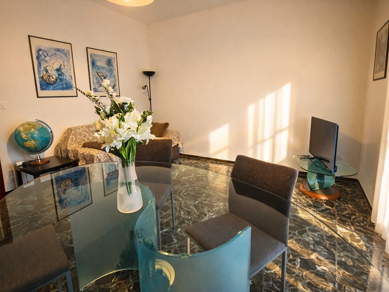Trilocale in Vendita a Rapallo, 195'000&euro;, 86 m², arredato