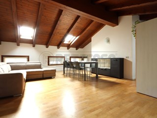 Appartamento in Affitto a Vicenza, 915&euro;, 101 m²