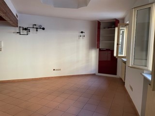 Appartamento in Vendita a Pesaro, 210'000&euro;, 80 m²