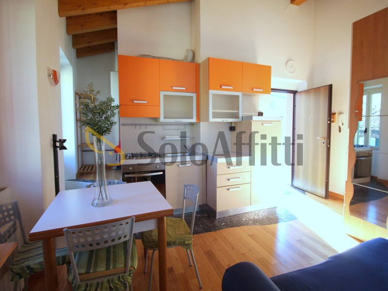 Bilocale in Affitto a Lecco, zona San Giovanni, 550&euro;, 41 m², arredato