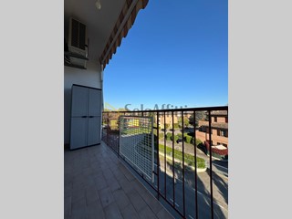 Appartamento in Affitto a Modena, 700&euro;, 95 m², arredato