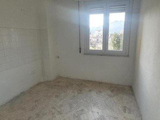 Trilocale in Affitto a Vezzano Ligure, zona Prati di Vezzano, 630&euro;, 60 m²