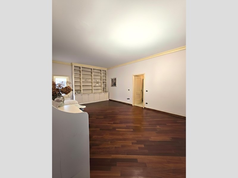 Quadrilocale in Vendita a Brescia, zona CENTRO CITTA', 418'000&euro;, 175 m²